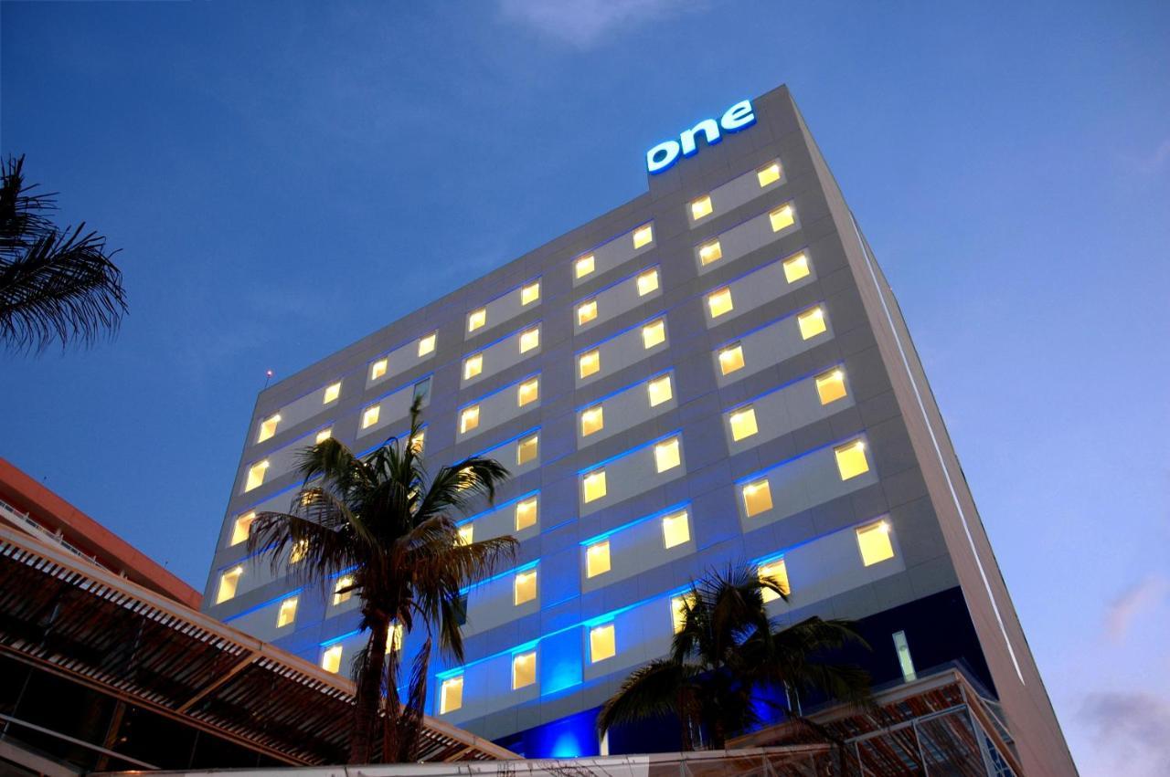 Hotel One Acapulco Costera Exterior foto